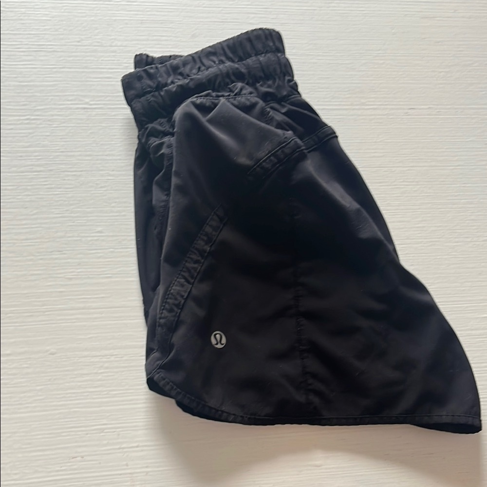 Lululemon black shorts